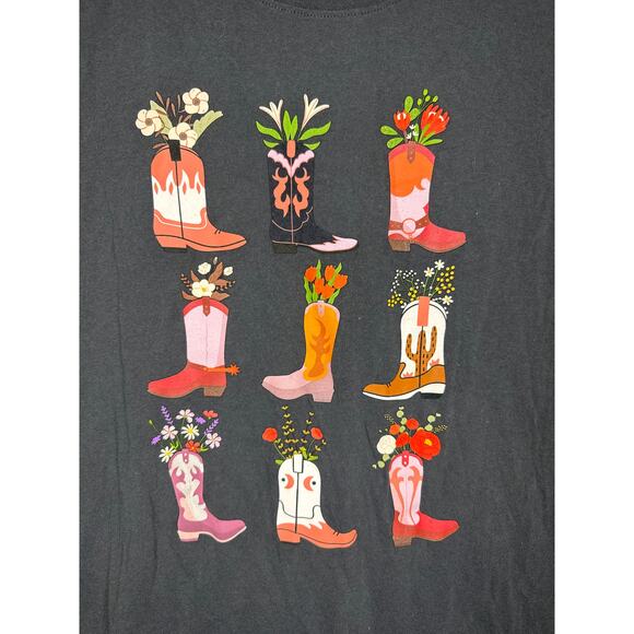 Doe Women’s Large Graphic Tee – Gray Western Cowboy Boot Floral Print T-Shirt - Picture 2 of 5